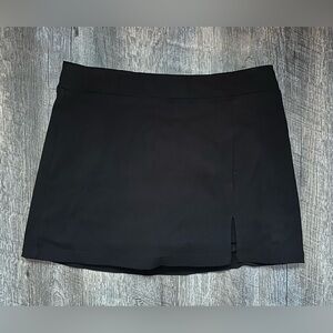 Forever 21 Classic Black Skort